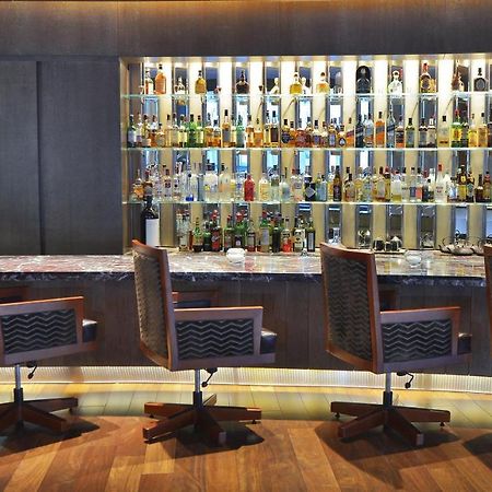 Alvear Art Hotel Buenos Aires Exterior photo The bar at the lounge