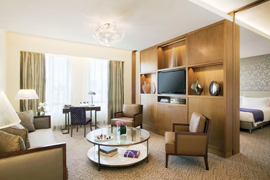 Alvear Art Hotel Buenos Aires Exterior photo A suite at the hotel