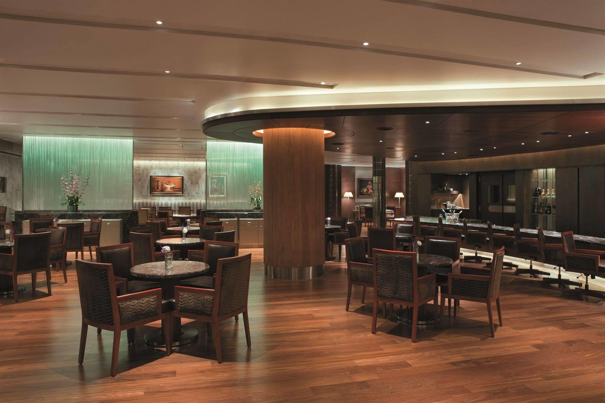 Alvear Art Hotel Buenos Aires Exterior photo The Wing at Hong Kong International Airport